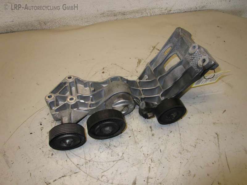 Mercedes B-Klasse W245 BJ2007 Halter Klimakompressor 266960 Lima 2662000670